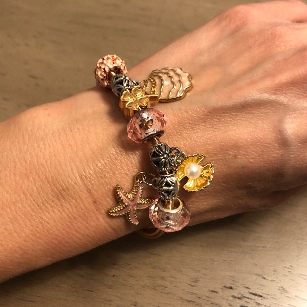 Elegant Gold Tone and Pink Stretchy Beach Theme Charm Bracelet